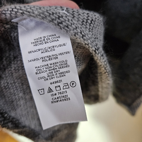 LOFT Wrap Shawl Cardigan Sleeveless Geometric Gray Black Pockets Neutral Casual - Picture 8 of 9